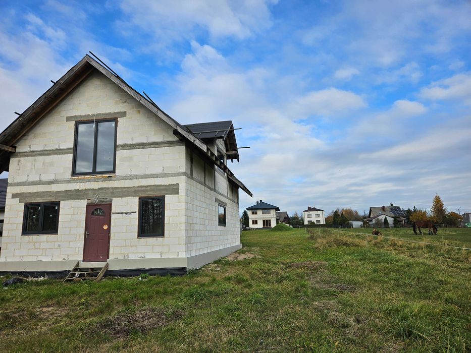 Dom jednorodzinny na sprzedaż