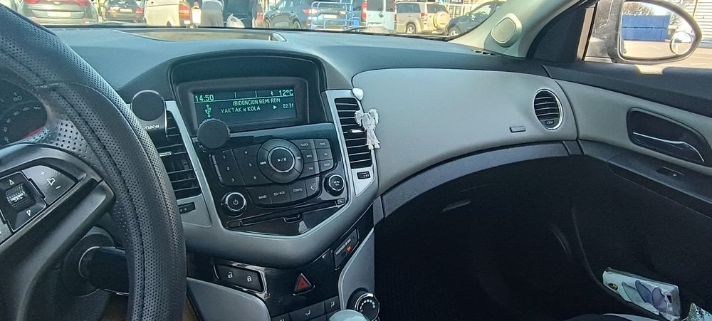 Шевроле Круз 1.8 автомат