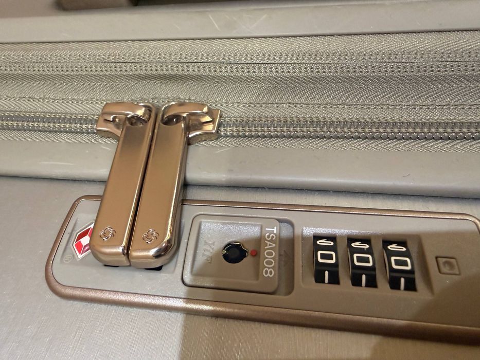 Чемодан SAMSONITE EVOA (Gold / Ivory Gold)  M /валіза розмір М 75 см