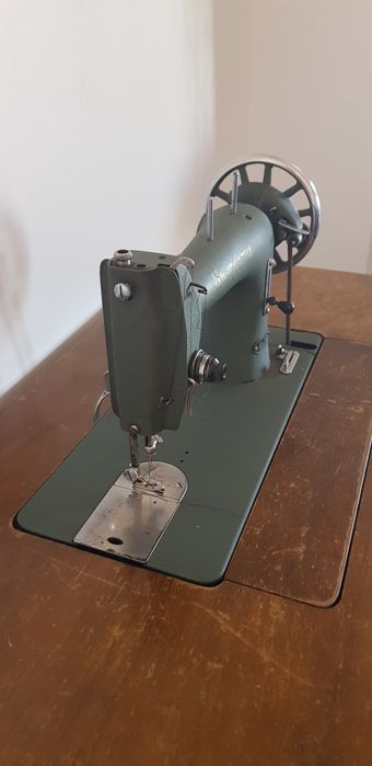 Máquina de costura Husqvarna