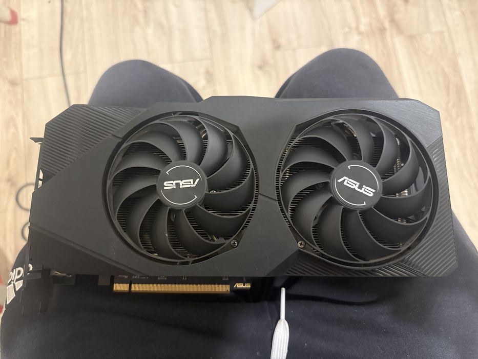 RX 5700 Asus Dual 8gb