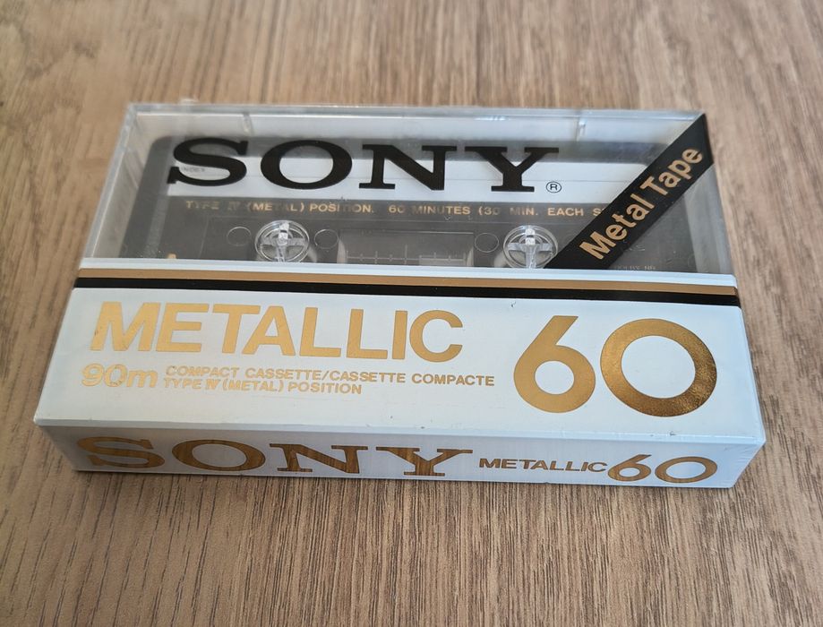 Sony Metalic 60 folia.