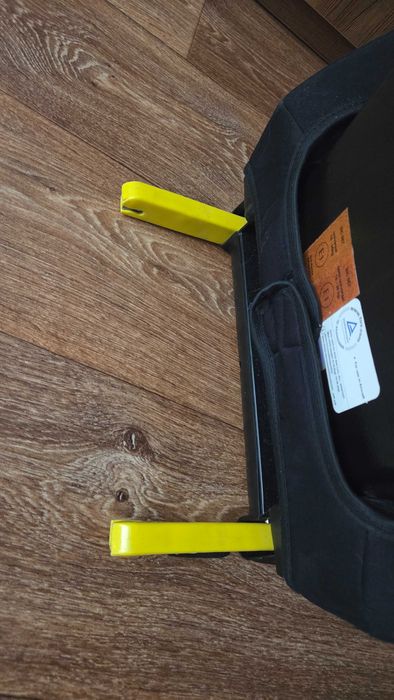 Дитяче автокрісло Kiddy Cruiserfix Pro 2 із системою isofix