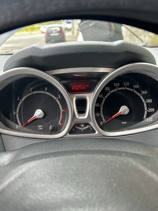 Ford fiesta 1.2 gasolina