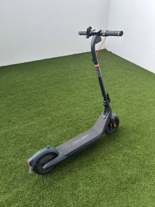 Trotinete Elétrica Segway Ninebot E2 Pro E - c/ Garantia