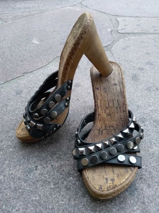 buty ,klapki rozm.35