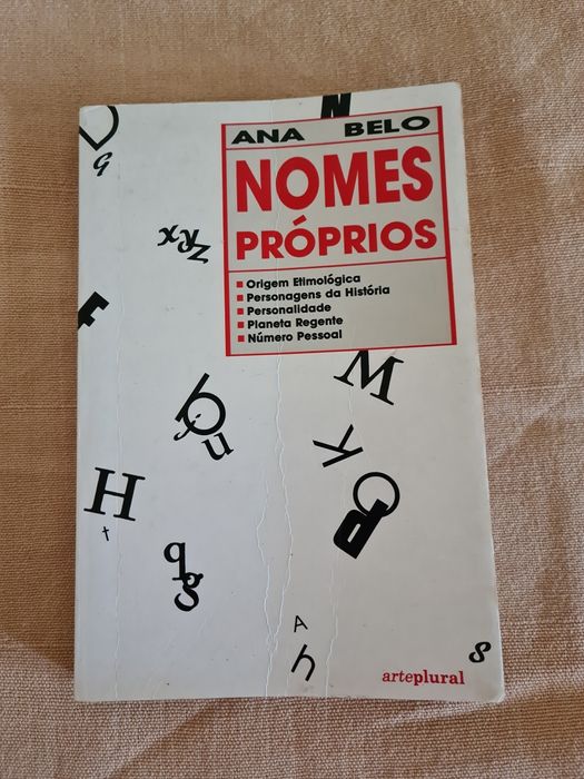 Livro - Nomes próprios, Ana Belo