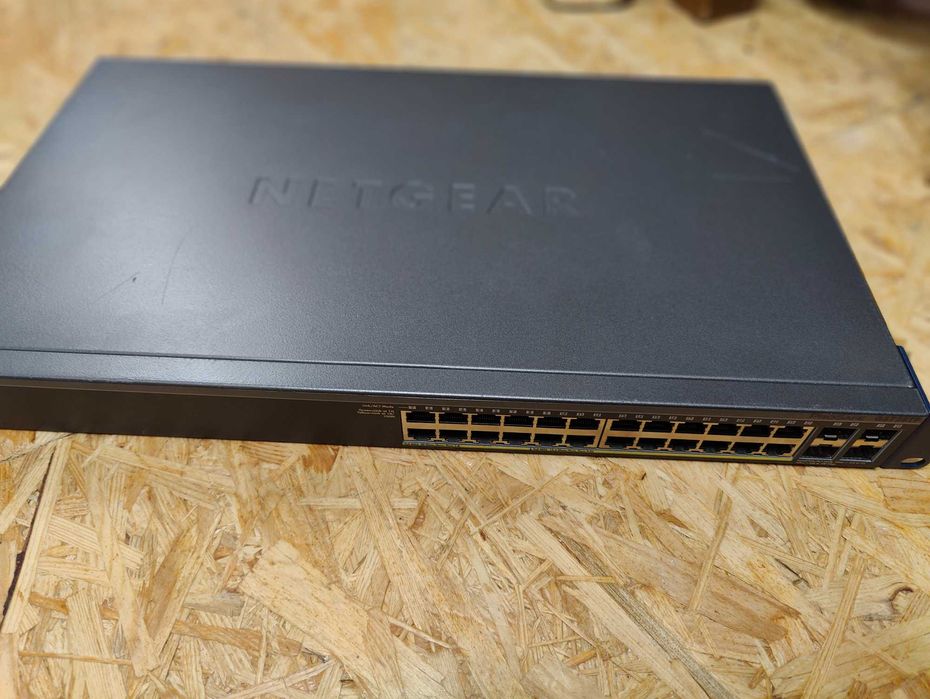 Netgear PROSAFE GS728TP switch 24x zarządzalny 4x SFP