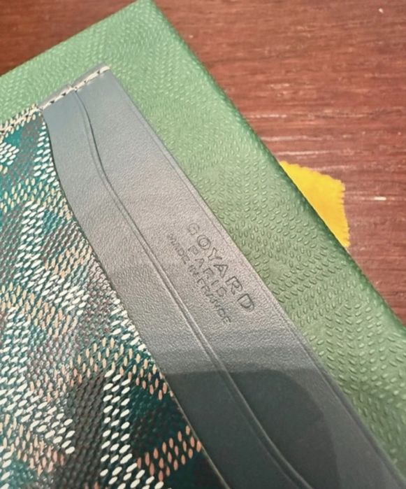 Carteira goyard como nova verde