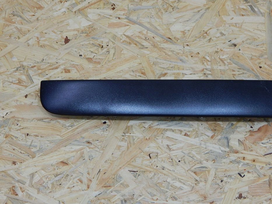 vw t5 listwa blenda klapy bagażnika oświetlenie tablicy struktura 7h08