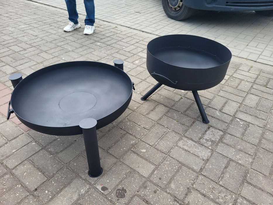 Masywne paleniska stalowe.