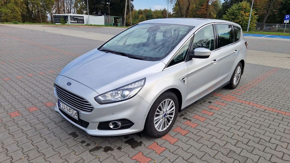 Ford S-Max