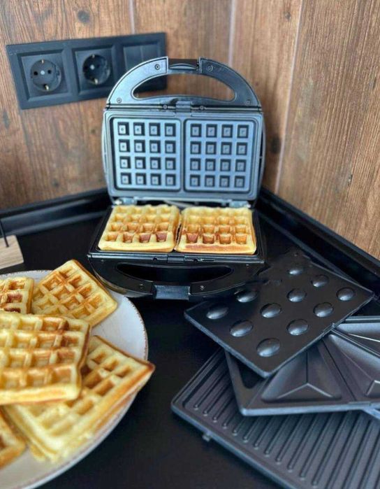 Вафельница бутербродница сендвичница орешница гриль мультимейкер