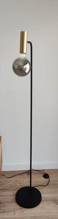 Candeeiro de pé com led