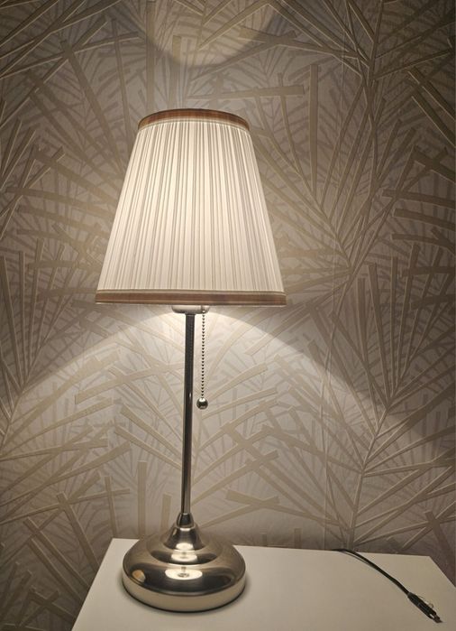 Cadeiras e outros artigos praticamente novos! Vários Preços.