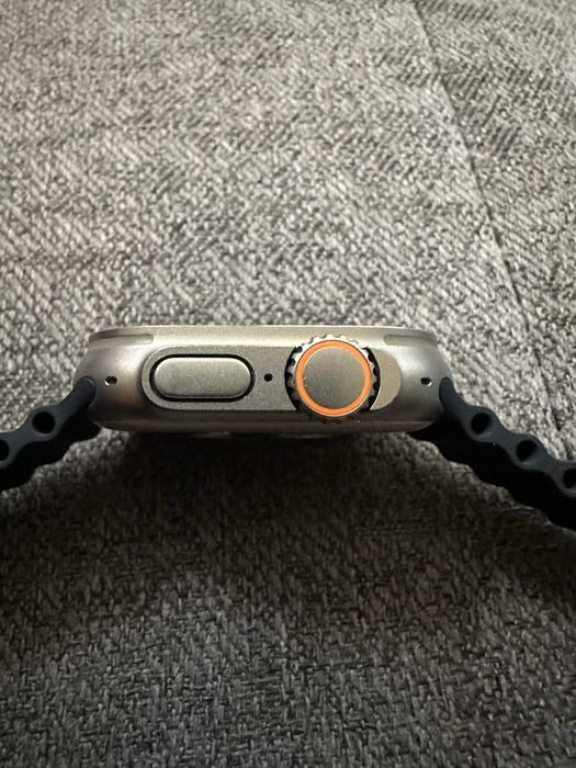Apple Watch Ultra первые