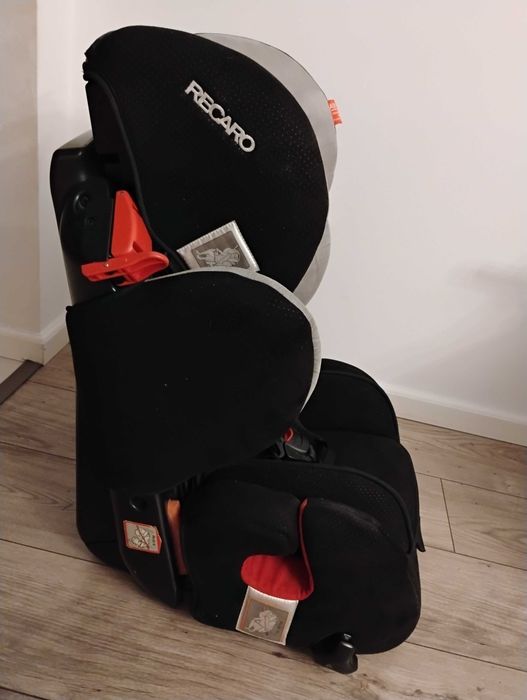Fotelik samochodowy Recaro Young Sport 9-36 kg