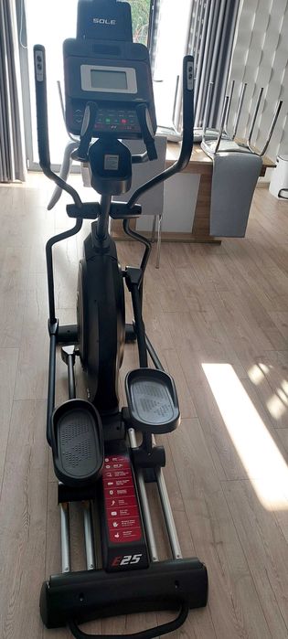 Orbitrek model SOLE E25