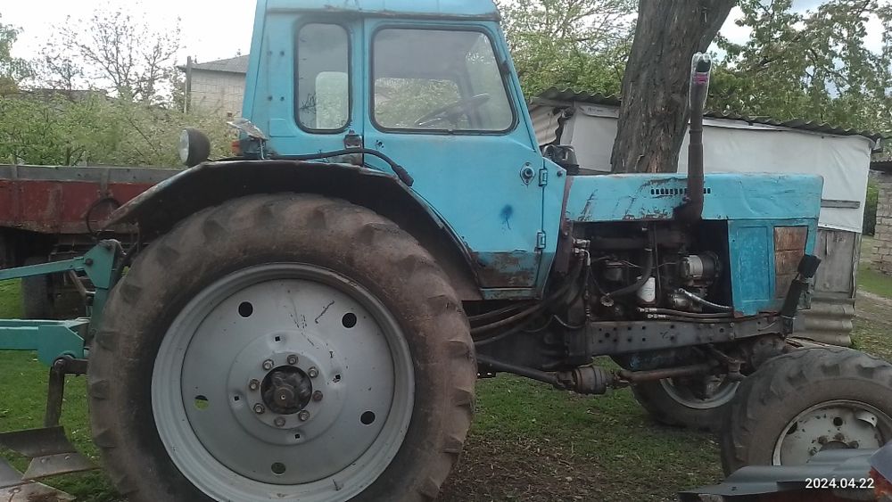 Продам МТЗ 82 на ходу