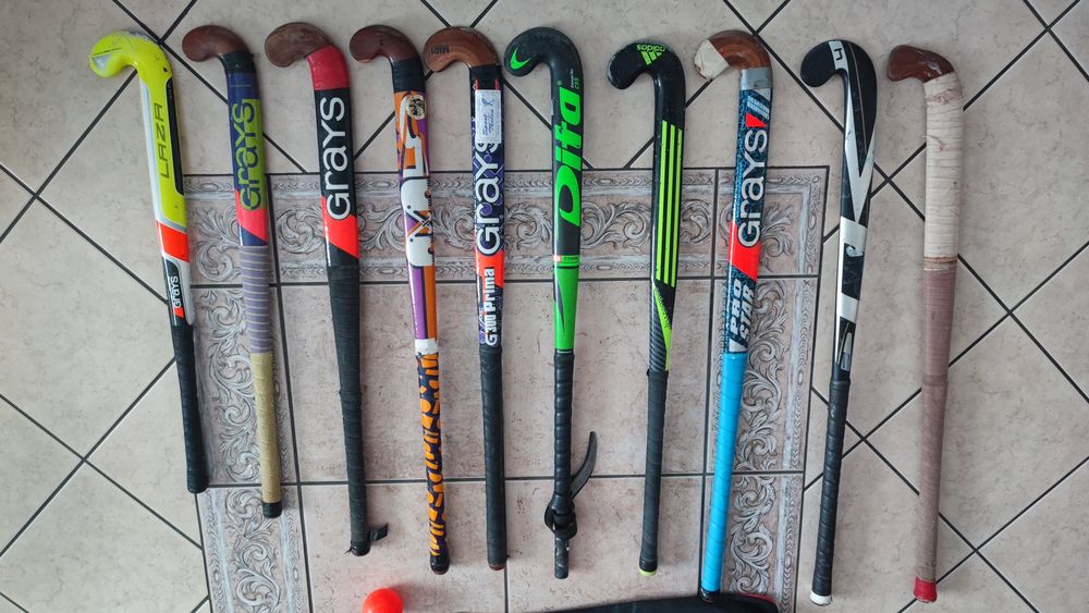 10x kij drewniany do hokeja na trawie + 2x torba