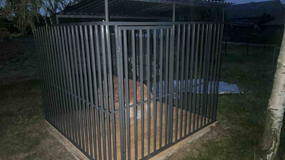 Kojec dla psa/solidny