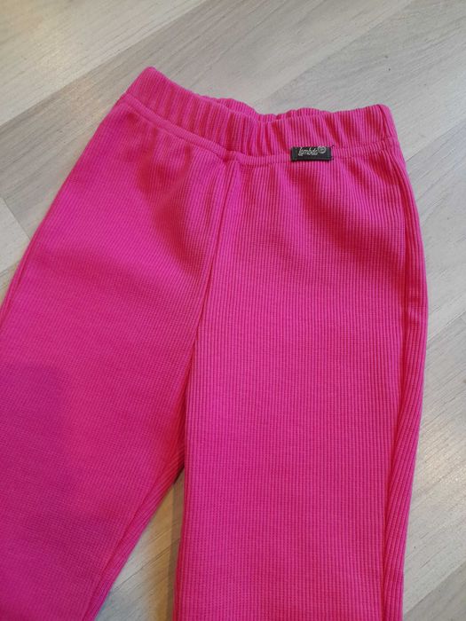 Leginsy dzwony r 128