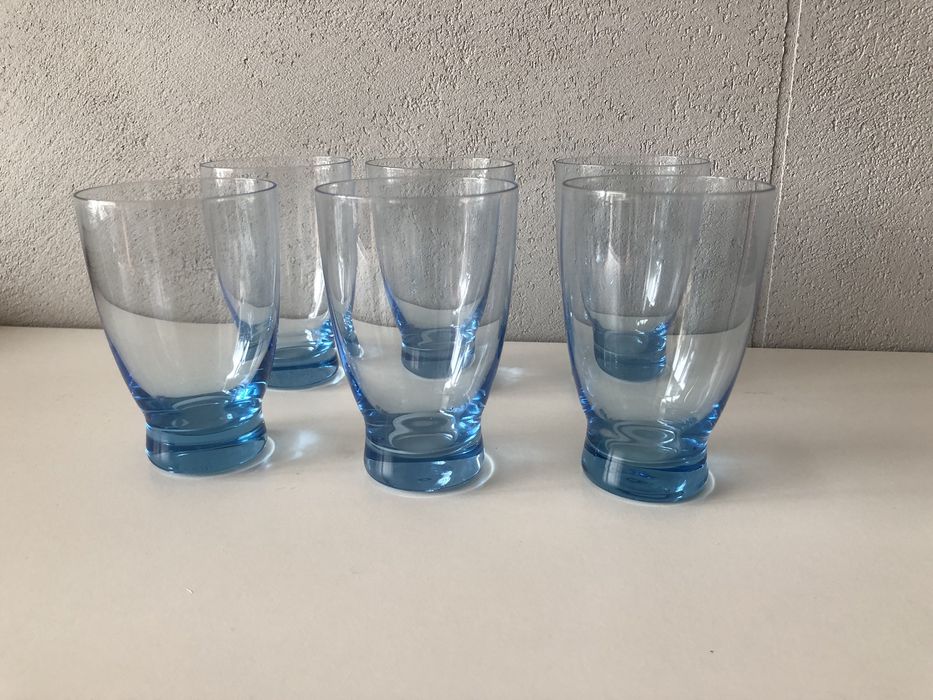 Szklanki niebieskie z PRL