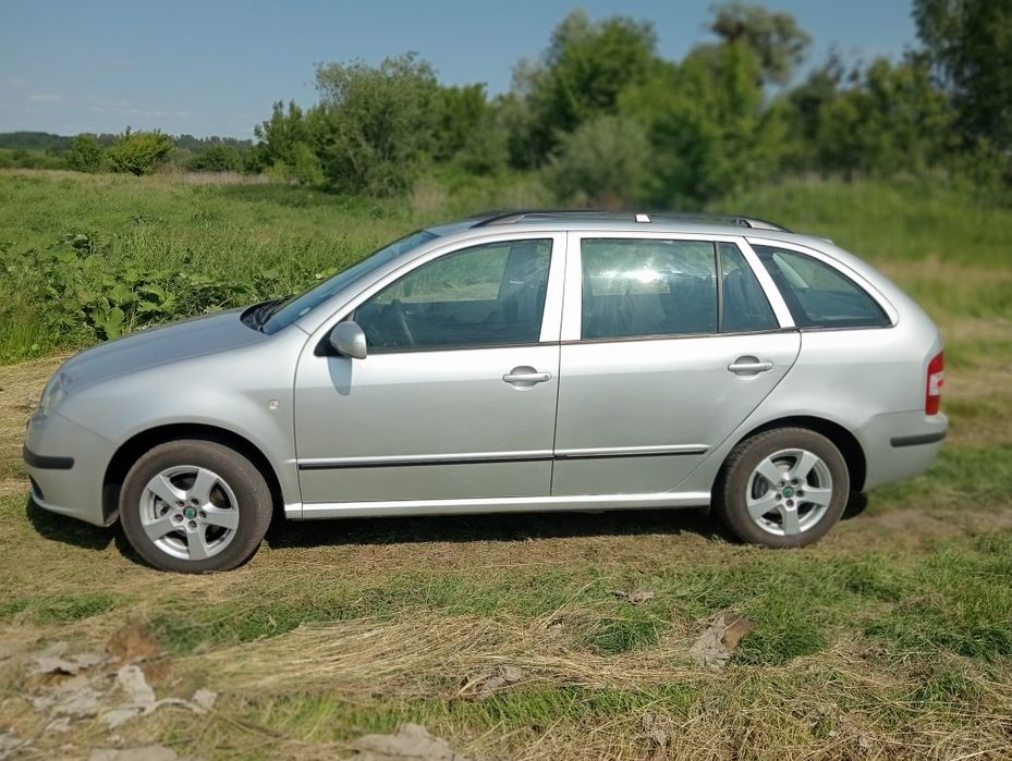 Продам автомобіль  Шкода Фабія