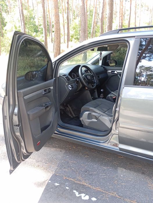 Продам Volkswagen Touran