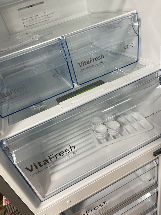 Холодильник Bosch KGN39VI306 робочий