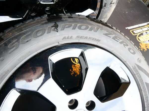 Land Rover Defender Jantes 20 / LR129110