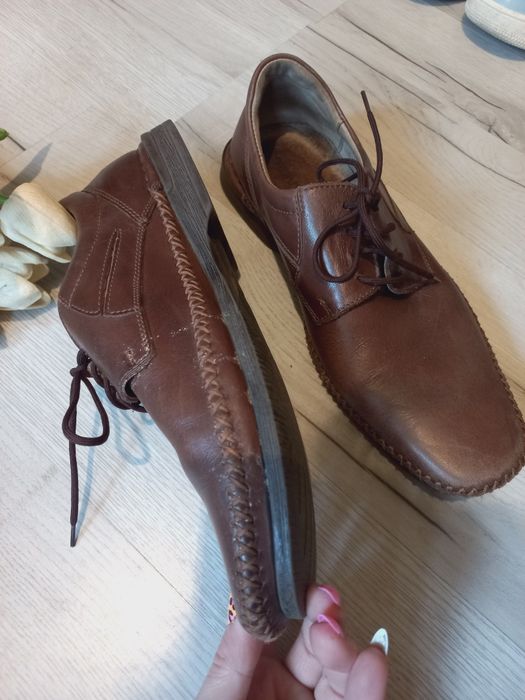 Eleganckie buty skórkowe brązowe 40