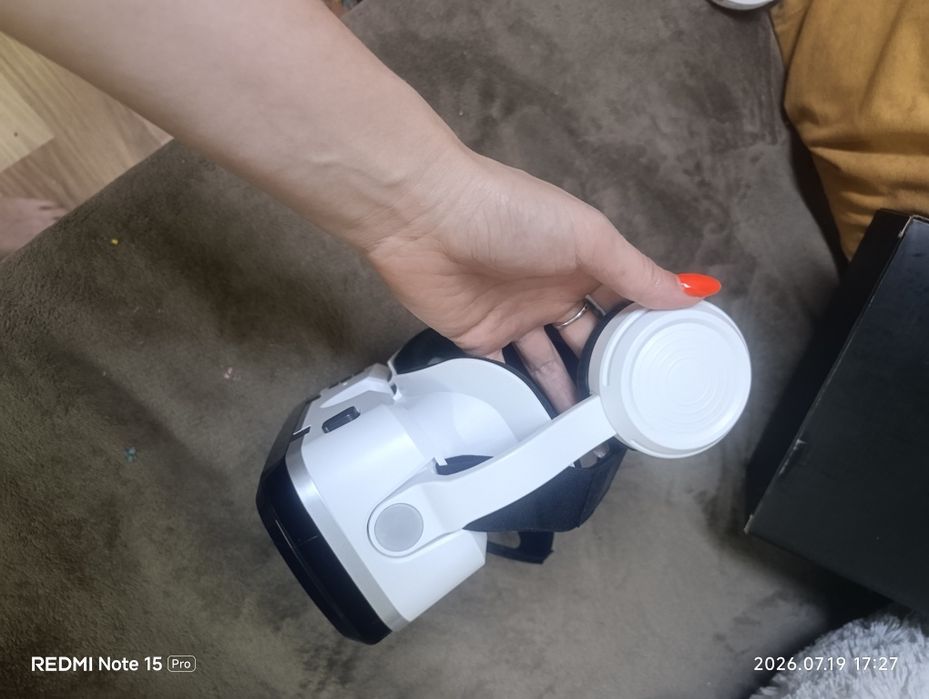 Продам 3D окуляри нові