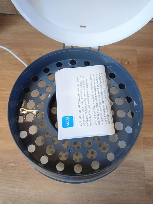 Sterylizator elektryczny do butelek