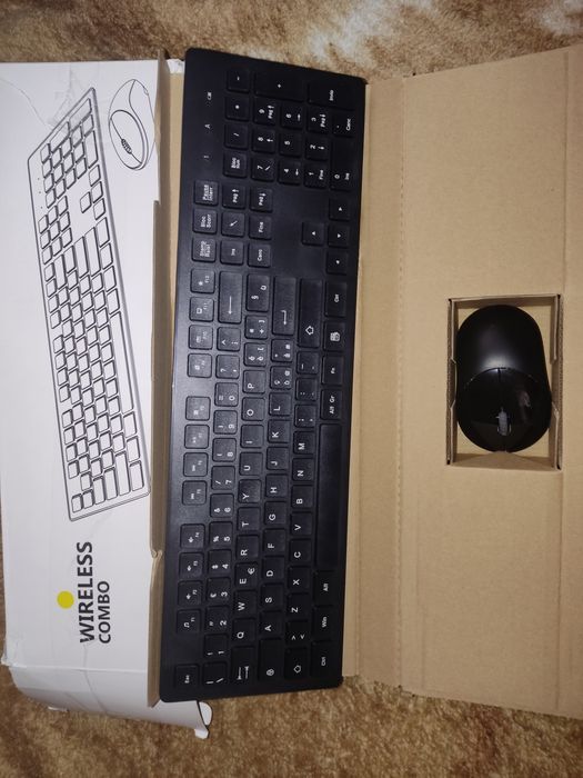 Бездротова клавіатура+миша EN "англійські букви" по ціні миші.