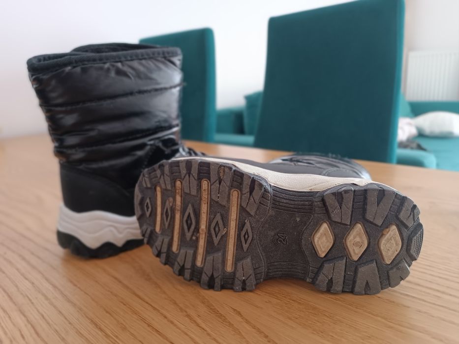 Śniegowce czarne na rzep SINSAY rozm. 24