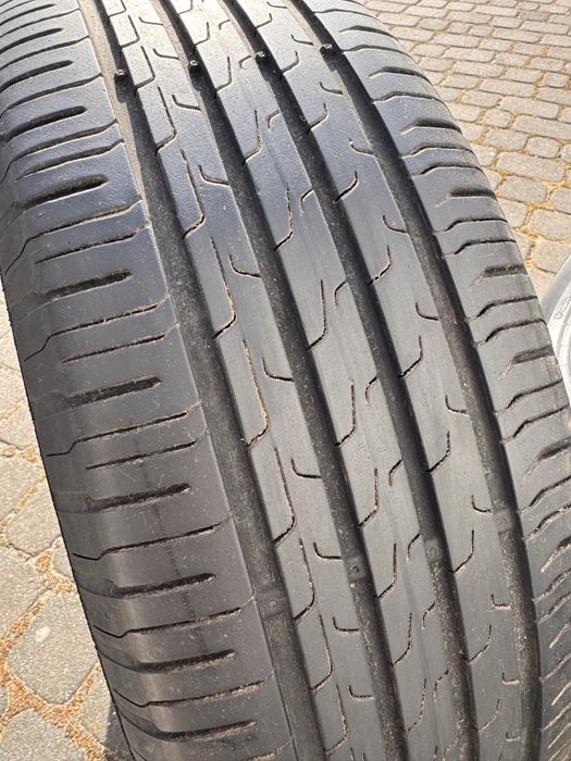 Komplet opon letnich Continental R17 215/60