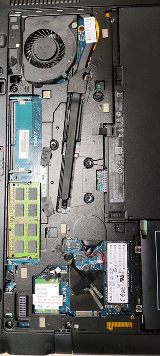 HP ZBook 14 G2  i5/8GB/NvME