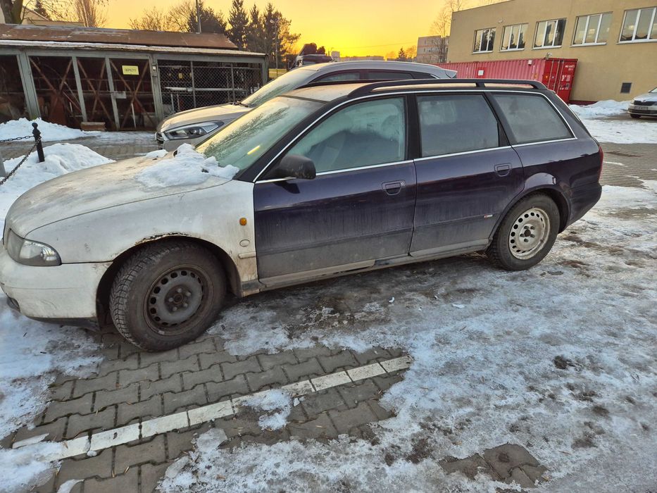 Audi a4 b5 2.6 benzyna kombi