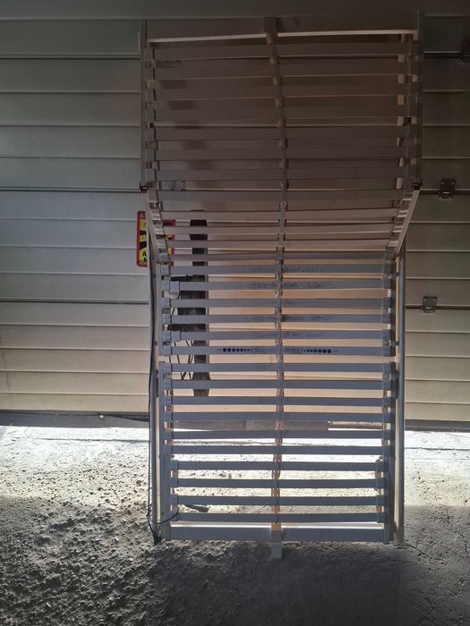 Stelaż do łóżka elektryczny