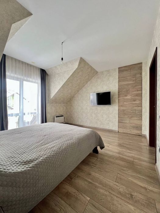 Продаж! Котедж з ремонтом 116 м² + 5 соток. Пустомити, вул. Свободи