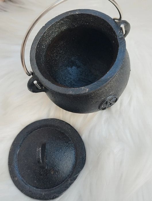 Caldeirão da Bruxa com pentagrama , panela de 3 pernas