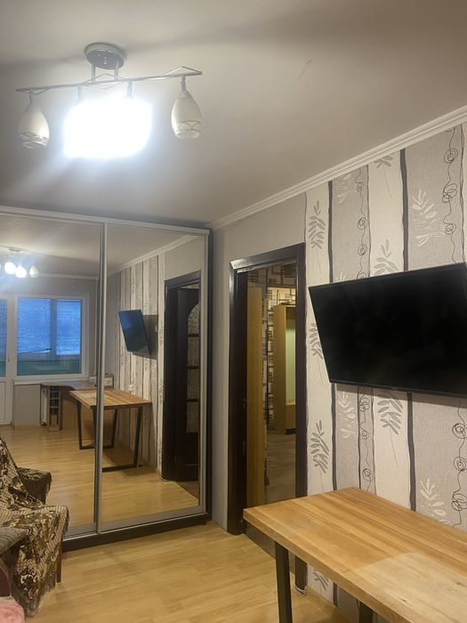 Продам 3-кім квартиру проспект Миру 8