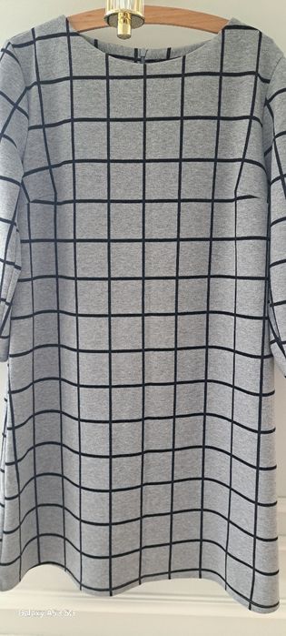 Sukienka na każdą okazję 42