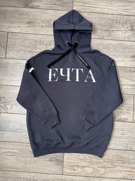 Удлиненное женское худи на флисе от Vika Adamskaya