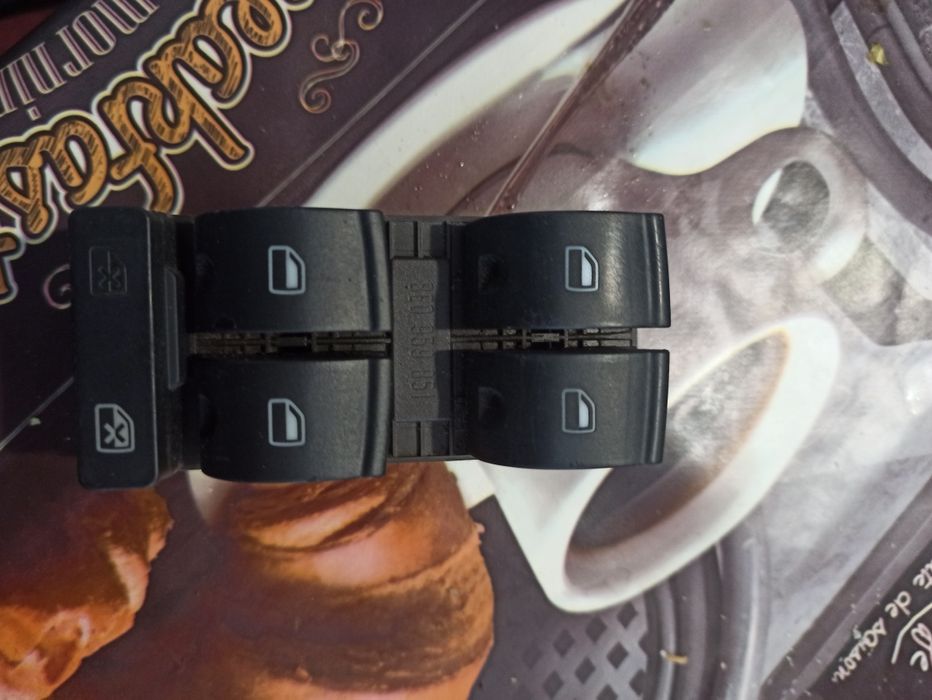 Запчастини на ауді а4 б7