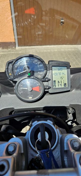 BMW F800ST motocykl turystyczny.