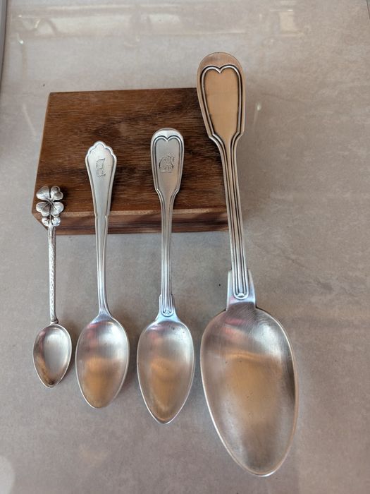 Srebrne Sztućce Stare z Próbą 800