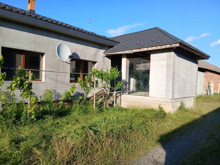 Продаж будинку! Ратівці!