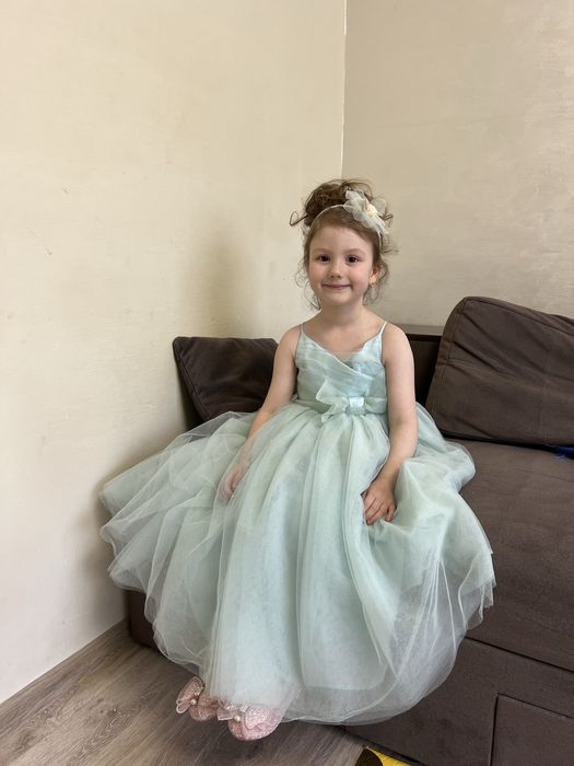 Дуже красиве Плаття / сукня на випускний чи день народження 6 років 116 см розмір